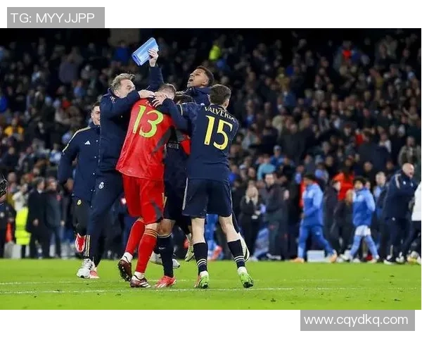 欧联杯精彩对决皇马绝杀马竞全场沸腾瞬间回顾