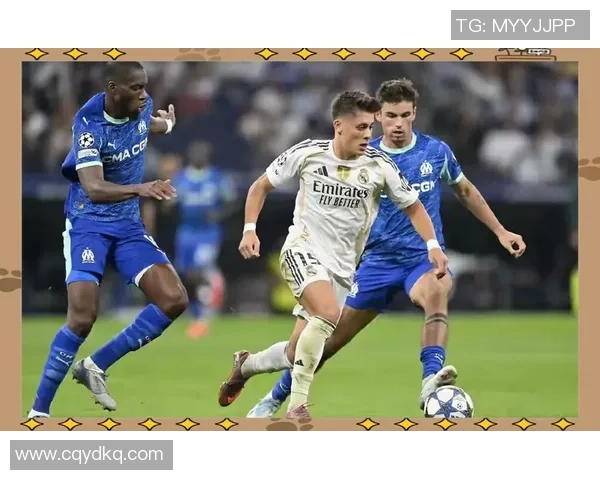 友谊赛惊现冷门皇马与尤文图斯鏖战90分钟终以平局收场